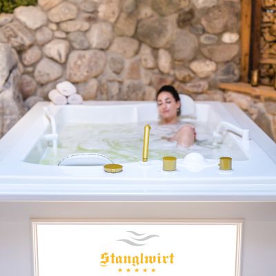 Baths, body wraps & peelings