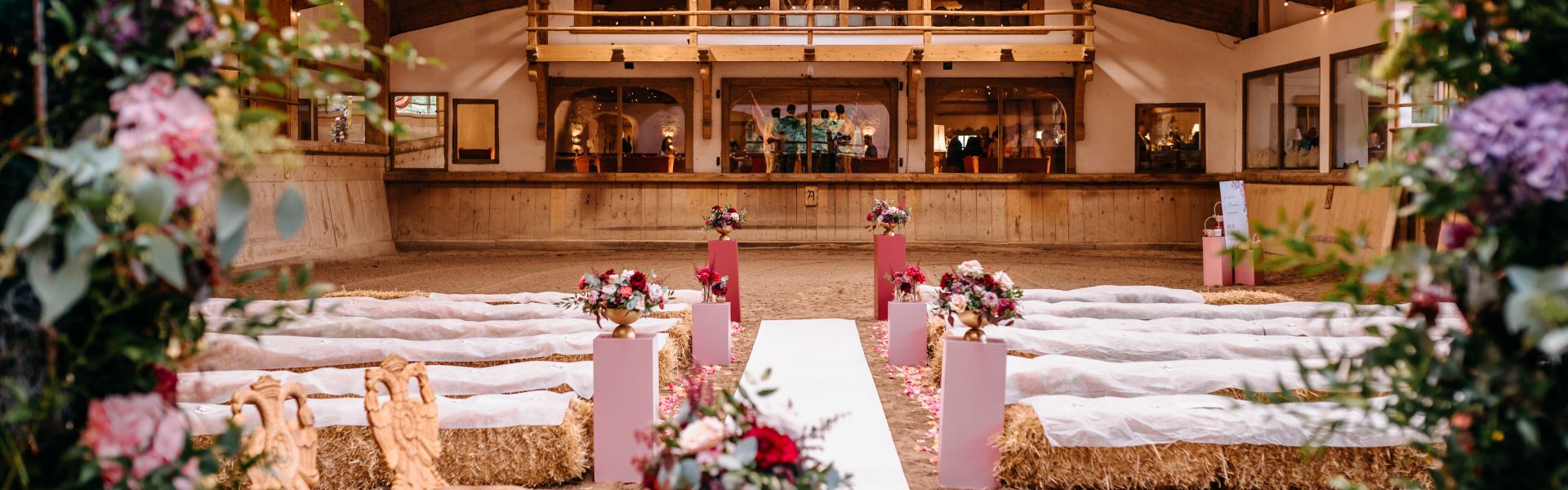 Getting married at the<br><strong>Stanglwirt</strong>